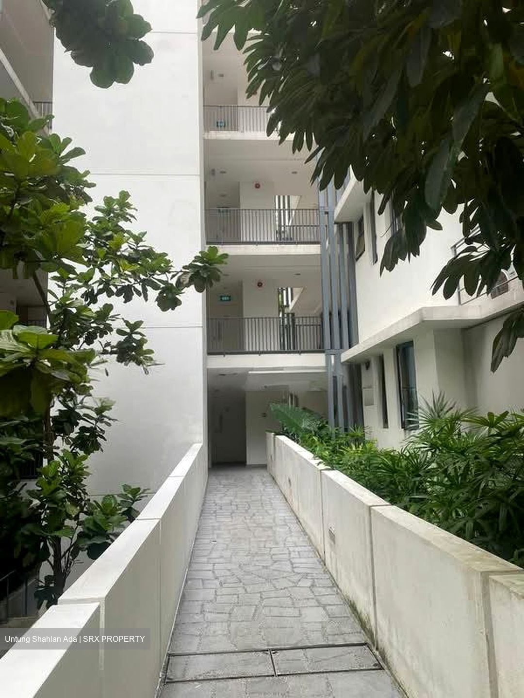 Hedges Park Condominium (D17), Condominium #571780611